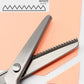 ✂️ Risparmi il 50%! 🧵 Forbici da cucito seghettate – Super affilate, tagli a zigzag e impugnatura confortevole ✨